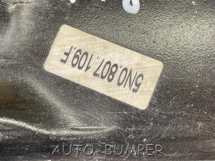 Volkswagen Tiguan 2007-2011 Усилитель переднего бампера 5N0807109F, 5N0807109